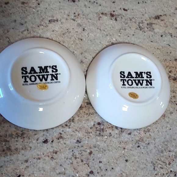 NEW- Olive Oil Dispencer & Small Plum & Pear dishes. - Picture 8 of 8